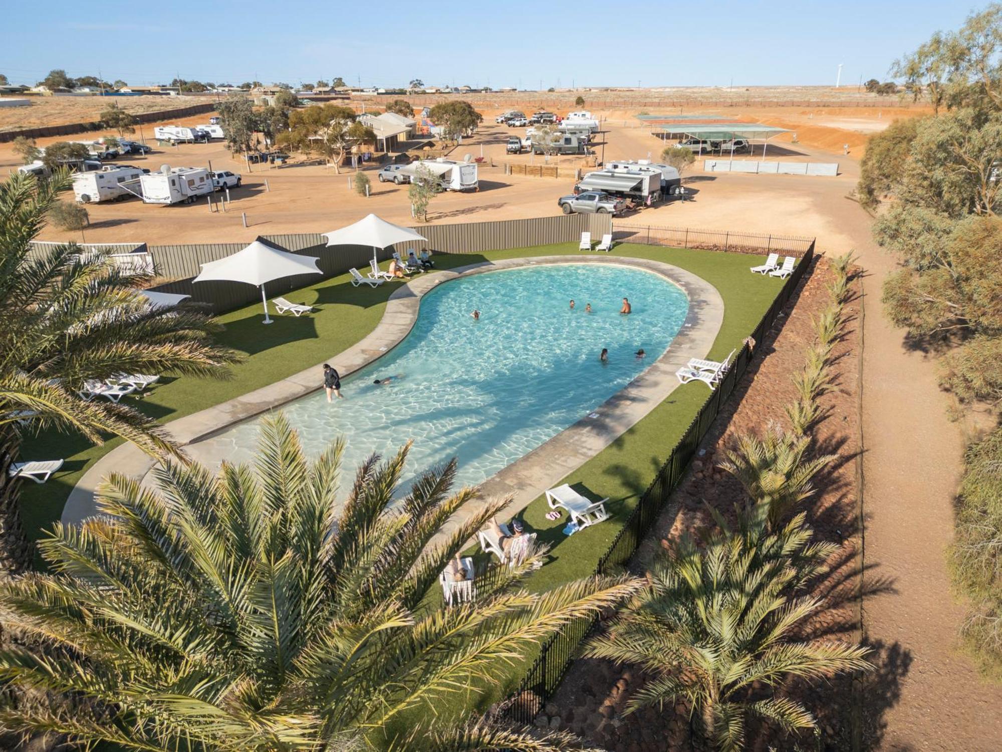 Big4 Stuart Range Outback Resort Кубър Педи Екстериор снимка